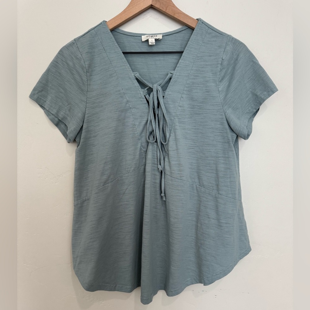 Umgee Sage Green Lace Up Top Size L Flowy Boho Cotton Blend Shirt‎
